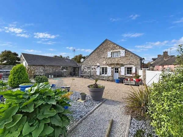 Maison à 8 kms de la mer