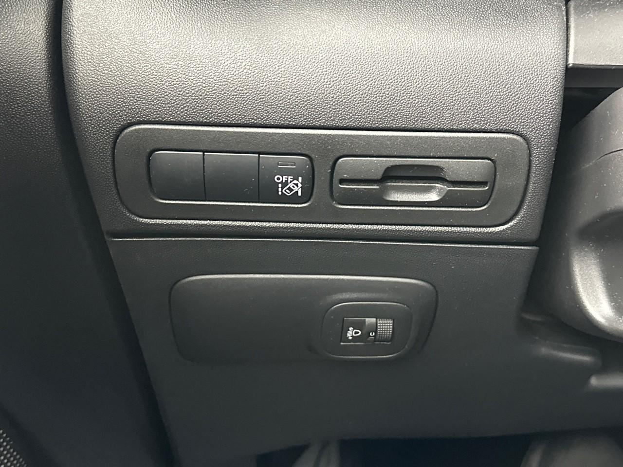 Citroën C3 Aircross puretech 130 s&s eat6 shine — photo 16