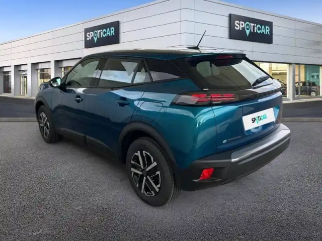 Peugeot 2008 electrique 50 kwh 136 ch — photo 32