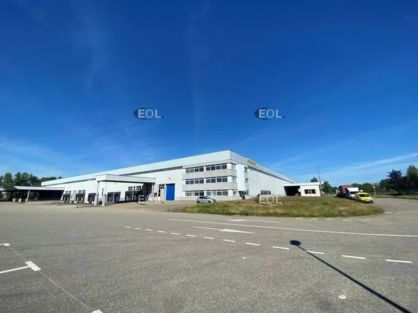 Entrepôt 27783 m²
