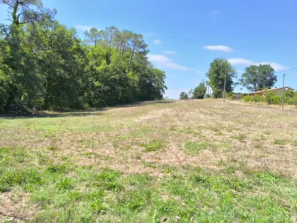 Terrain à 10 minutes de Prayssac, 2 parcelles constructibles sur 6694m²