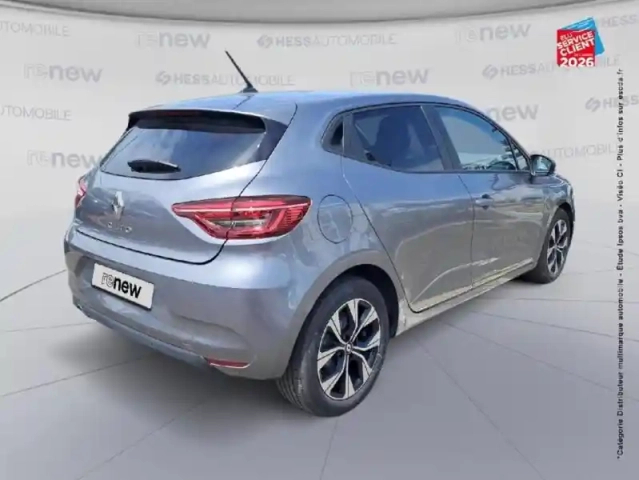 Renault Clio 1.5 blue dci 100ch evolution — photo 6