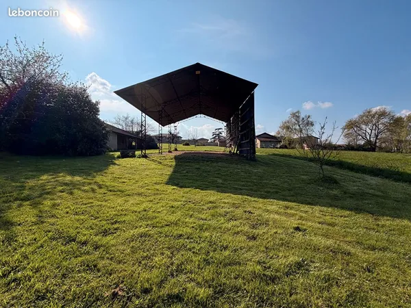 Terrain 570 m² GARNERANS