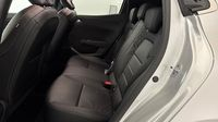 Renault Clio 1.6 E-Tech 140ch Initiale Paris -21 — photo 13