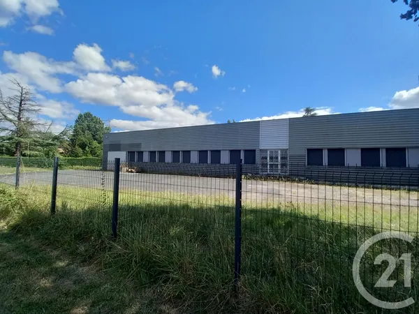 Maison 1 pièce 800 m²