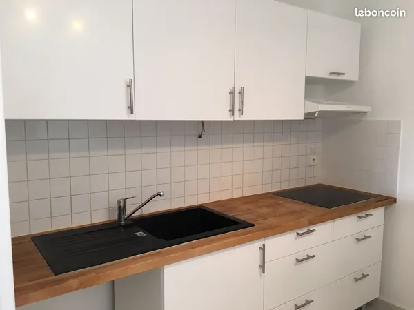 Part loue très beau T3 Saint Augustin 884 CC