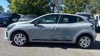 Renault Clio 1.5 Blue dCi 100ch Evolution - 24 — photo 8