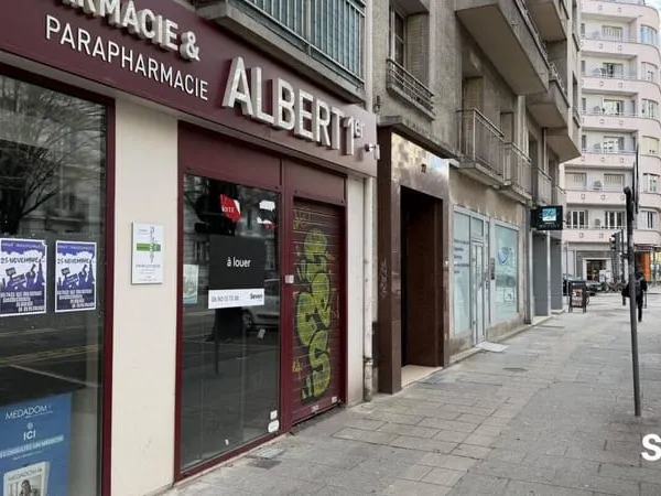Local commercial 90 m²