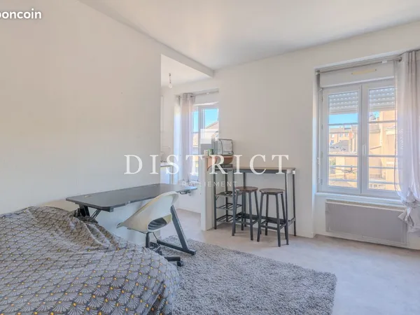 Studio 2 pièces 18 m²