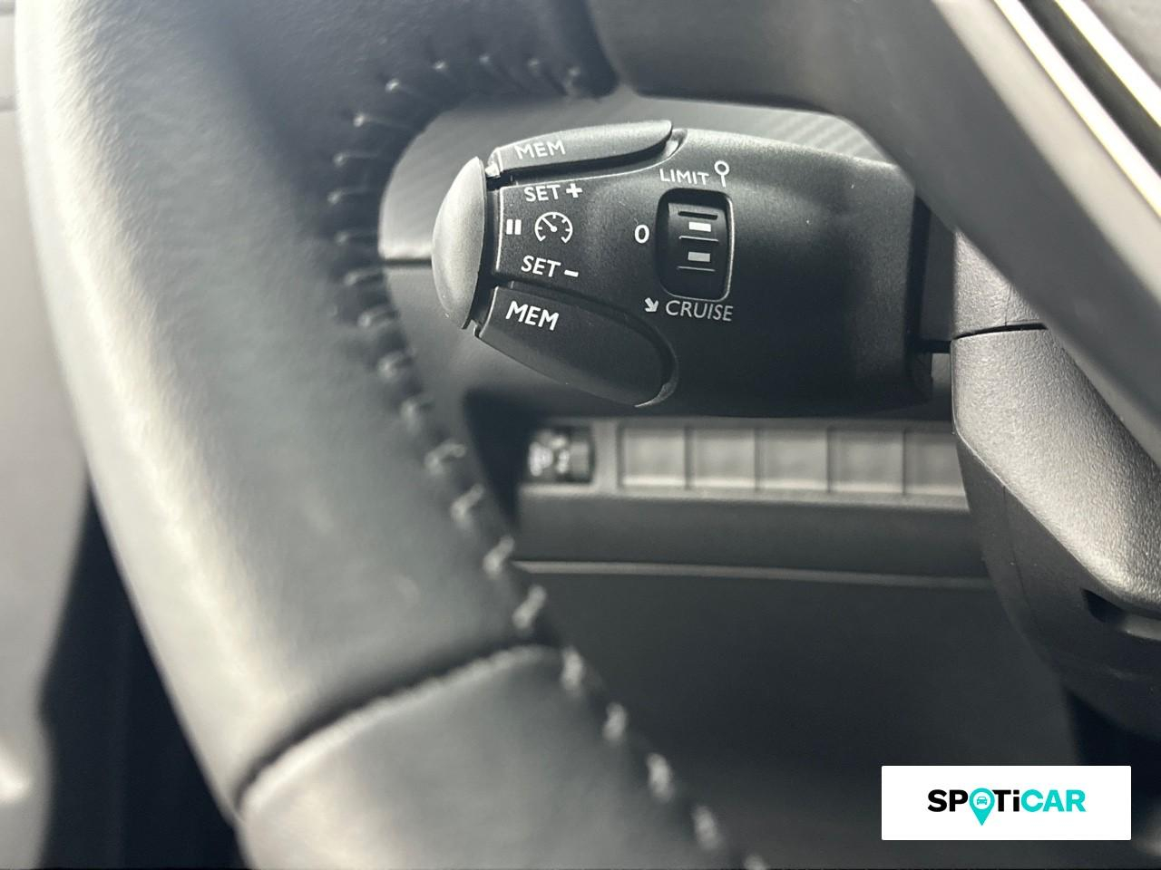 Peugeot 208 1.2 hybrid 110ch style e-dcs6 — photo 16
