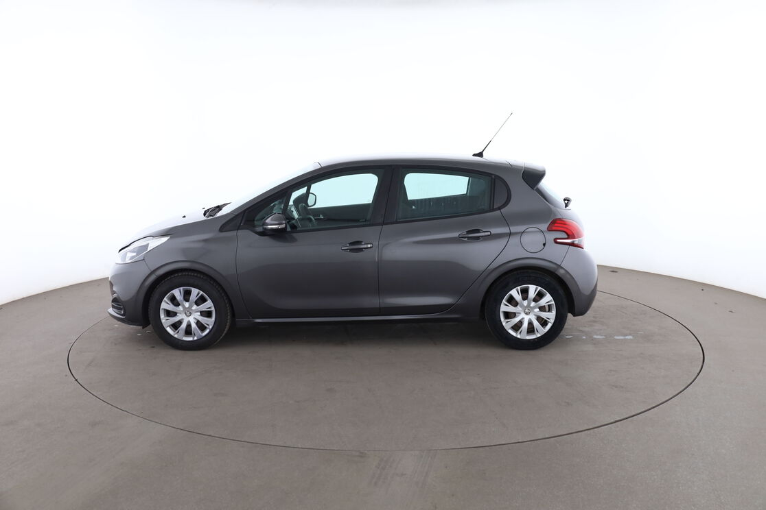 Peugeot 208 1.2 PureTech Active ETG5 — photo 2