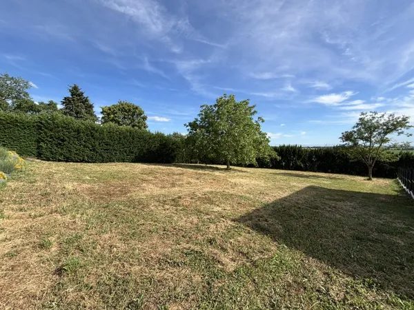 Terrain 1150 m²