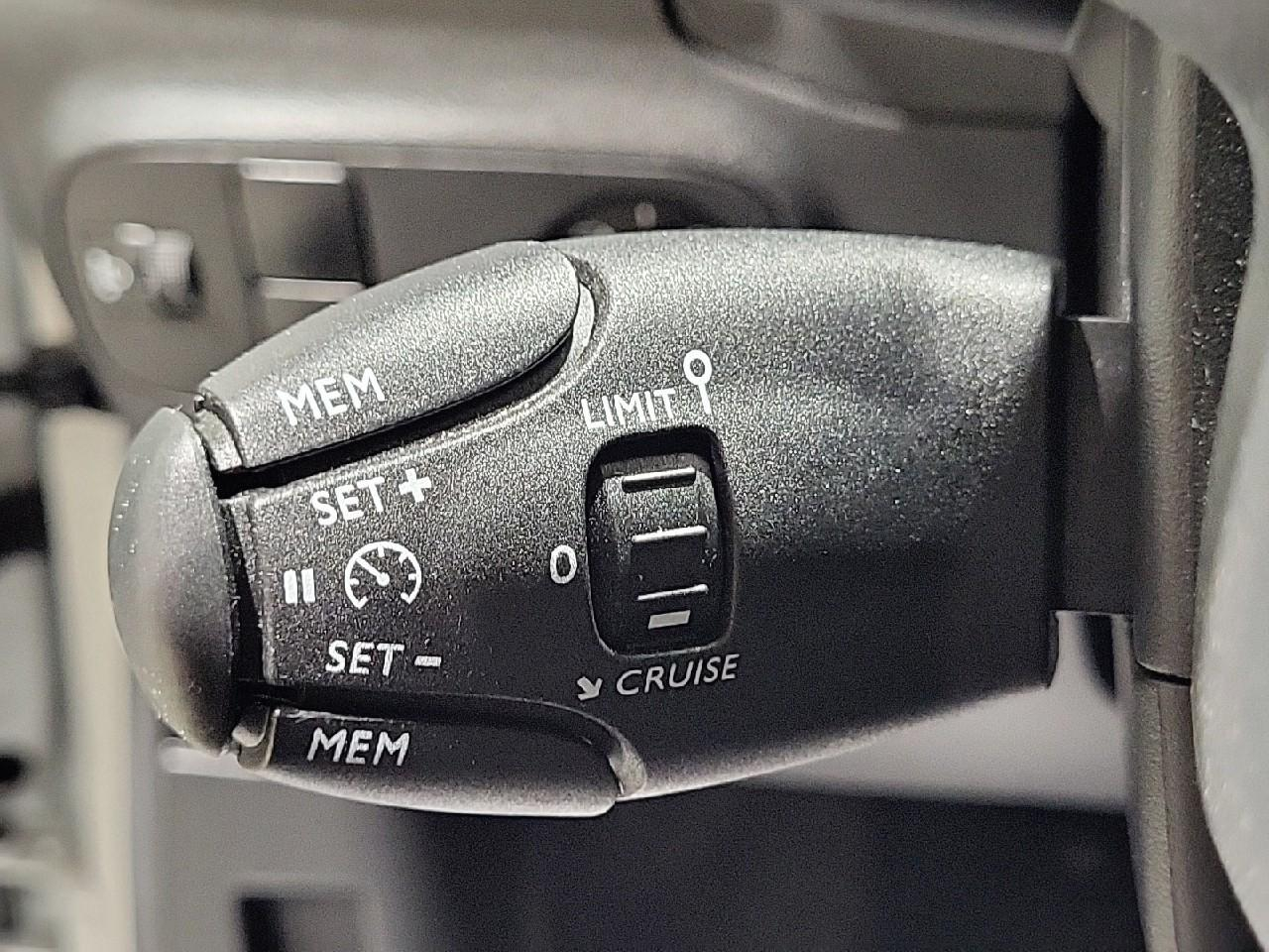 Citroën C3 puretech 110 s&s eat6 shine — photo 22