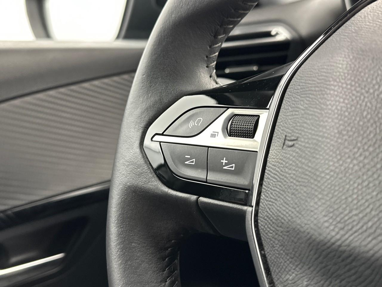 Peugeot 208 puretech 75 s&s bvm5 style — photo 17