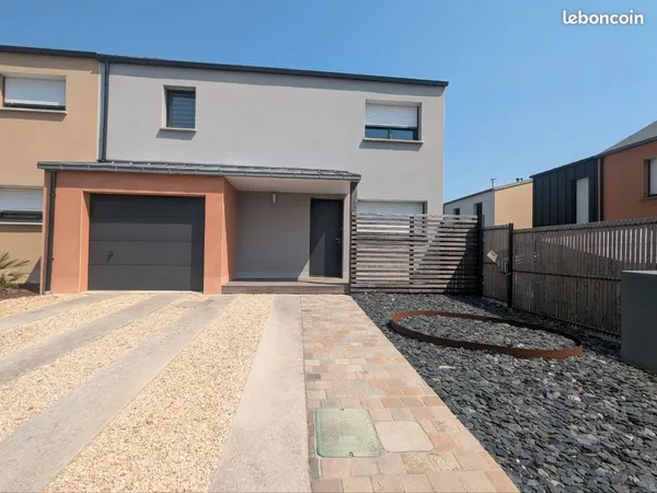 Maison de 5 pièces - 84m² avec jardin plein est et garage - Saint-Aubin-d'Aubigné