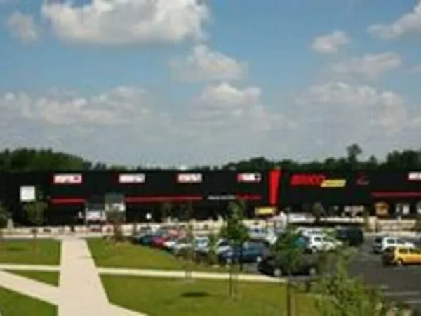 Local commercial 179 m²
