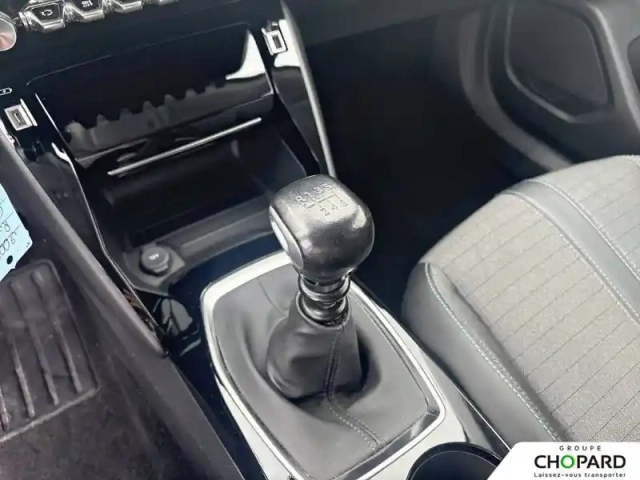 Peugeot 2008 puretech 100 s&amp;s bvm6 — photo 18