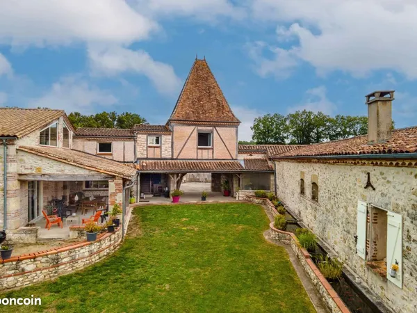 Maison de campagne 9 pièces