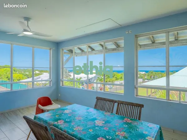 Maison 8 pièces 181 m²