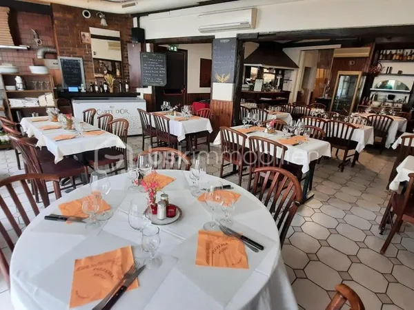 Fonds de commerce restaurant 112 m²