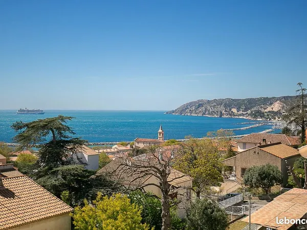 Triplex 5 pièces 153 m²