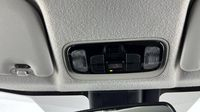 Toyota Yaris 116h Iconic 5p MY22 — photo 30
