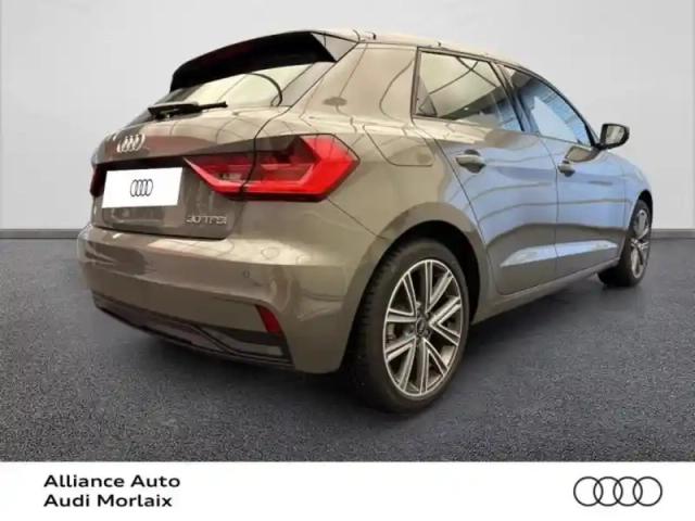 Audi A1 sportback 30 tfsi 116ch design s tronic 7 — photo 19