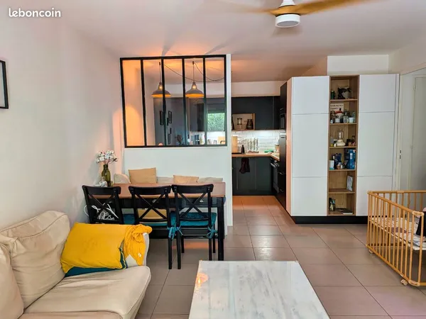 Appartement T4 75 m2 avec extérieur et garage