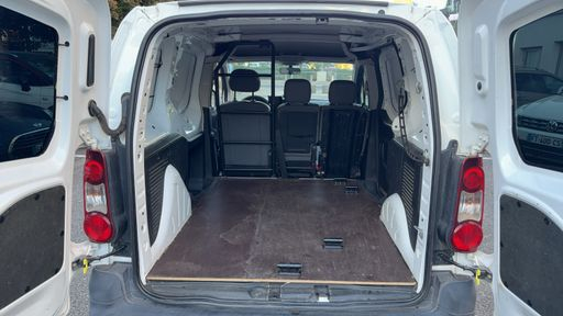 Citroen Berlingo VU 1.6 BlueHDi 100 - Confort – 2016 – 161082 km – Diesel – Boîte Manuelle — photo 28
