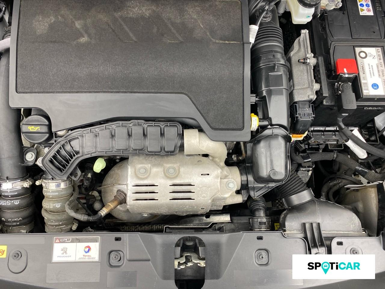 Peugeot 2008 1.2 puretech 130ch s&s allure eat8 — photo 20
