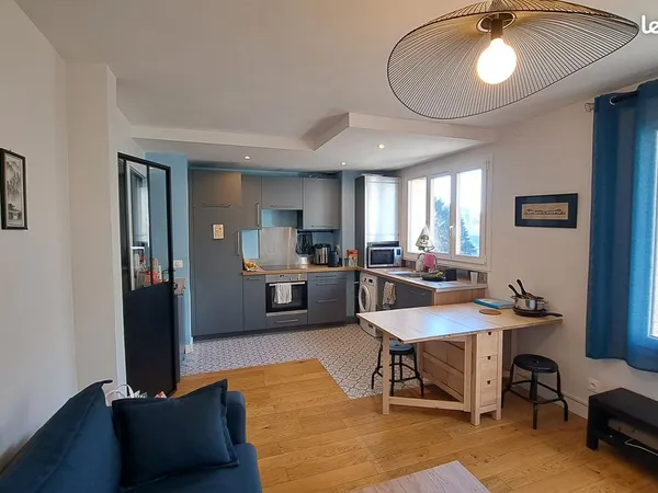 Colocation Fille Gratte Ciel Villeurbanne