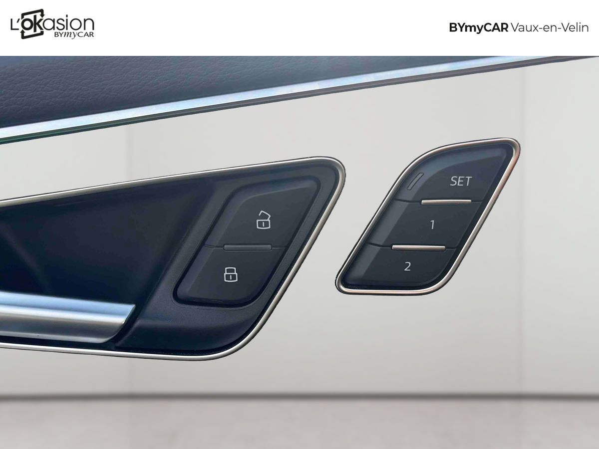 Audi Q8 60 TFSI e 490 Tiptronic 8 quattro — photo 18