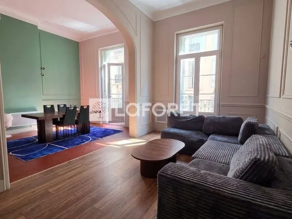 Appartement 2 pièces 62 m²