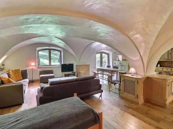 Appartement 1 pièce 73 m²