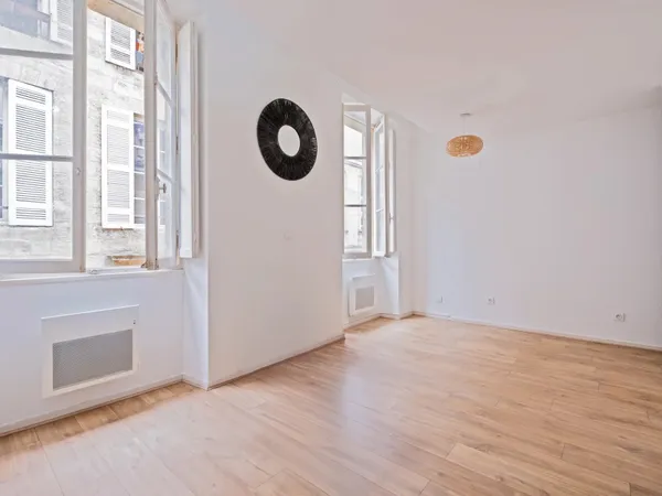 Bordeaux Saint-Pierre - Appartement vide de 41m²
