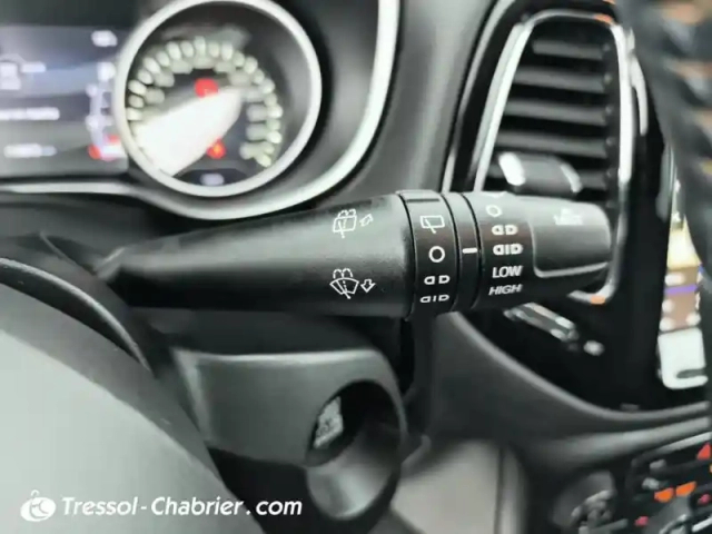 Jeep Compass 2.0 i multijet ii 170 ch active drive bva9 limited — photo 17