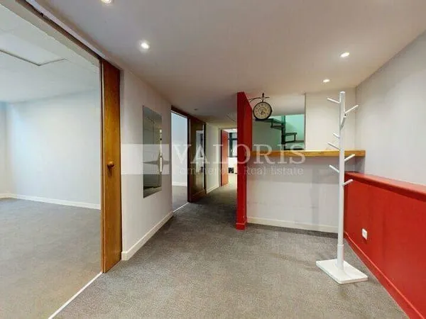 Bureau 309 m²