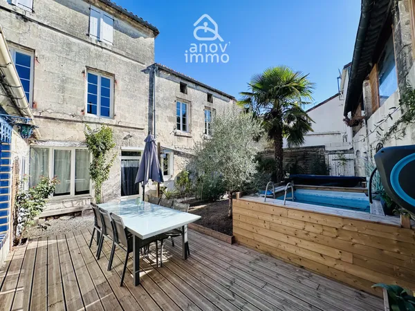 ENSEMBLE IMMOBILIER DE CARACTÈRE 194 M2 + LOGEMENT INDÉPEN