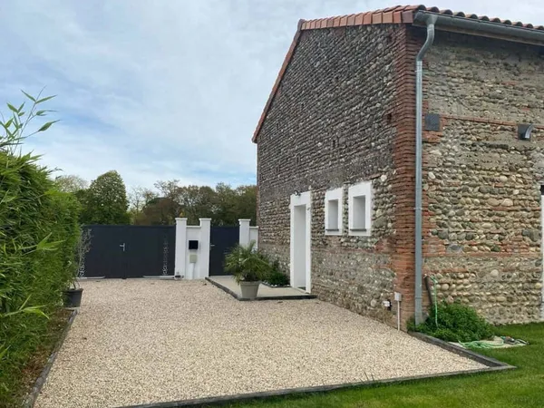 Maison 5 pièces 140 m²