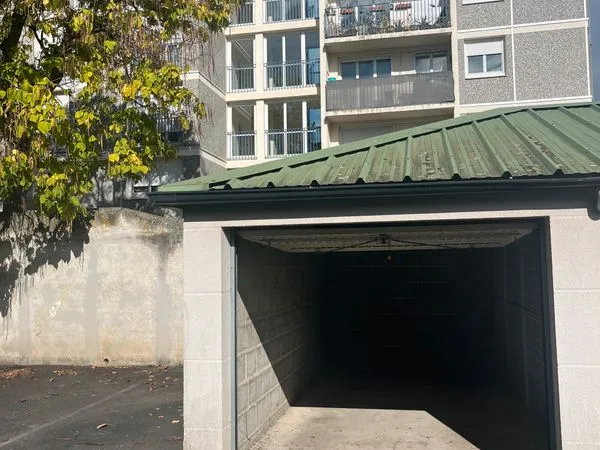 Parking/Box