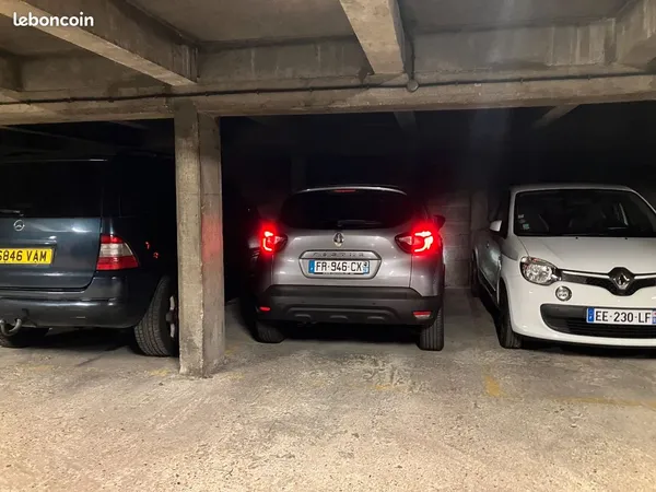Place de parking sécurisée près de Paris sud
