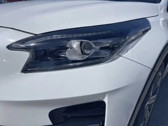 Kia Xceed 1.6 gdi hybride rechargeable 141ch dct6 — photo 11