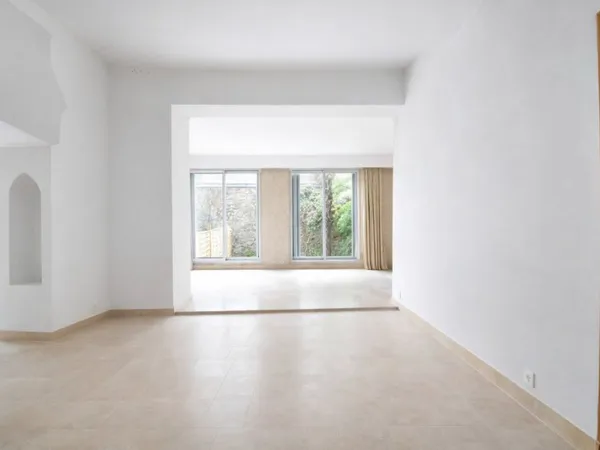 Maison 13 pièces 210 m²