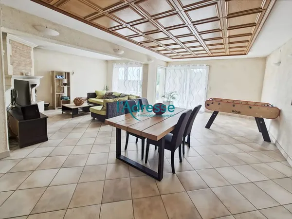 Maison 6 pièces 160 m²
