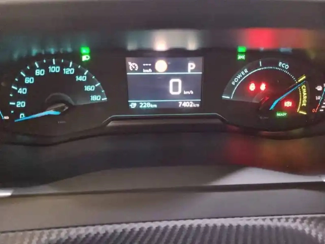 Peugeot 208 electrique 50 kwh 136ch — photo 78