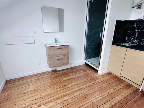 Appartement 1 pièce 9 m²