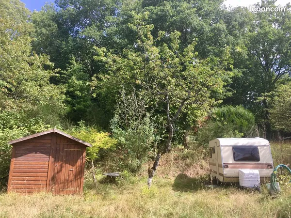 Terrain de loisirs 3550m² à Cures (72240)- Eau potable- Caravane Caravelair offerte