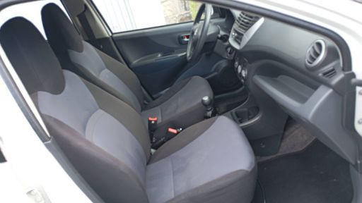 Suzuki Alto 1.0 68 - . – 2014 – 88846 km – Essence – Boîte Manuelle — photo 22