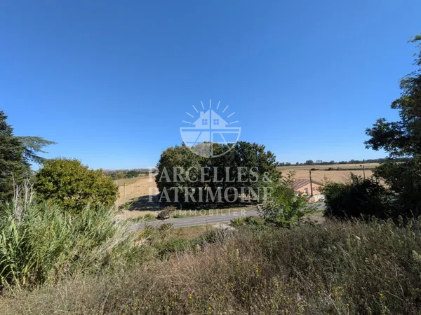 Terrain 1746 m²