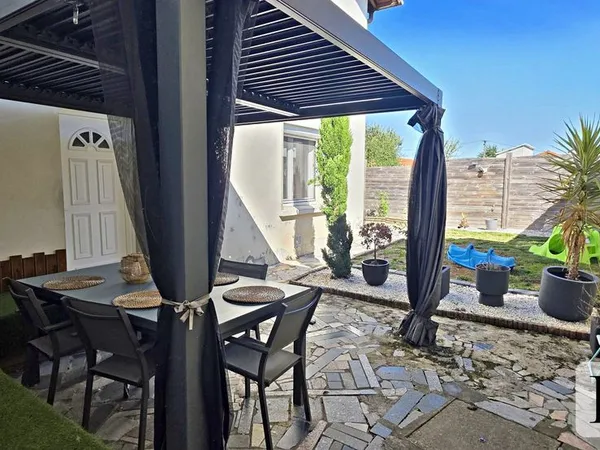 Maison 6 pièces 106 m²